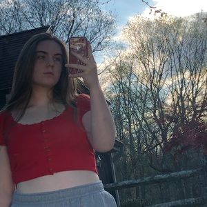 Meet your Posher, Gabriella